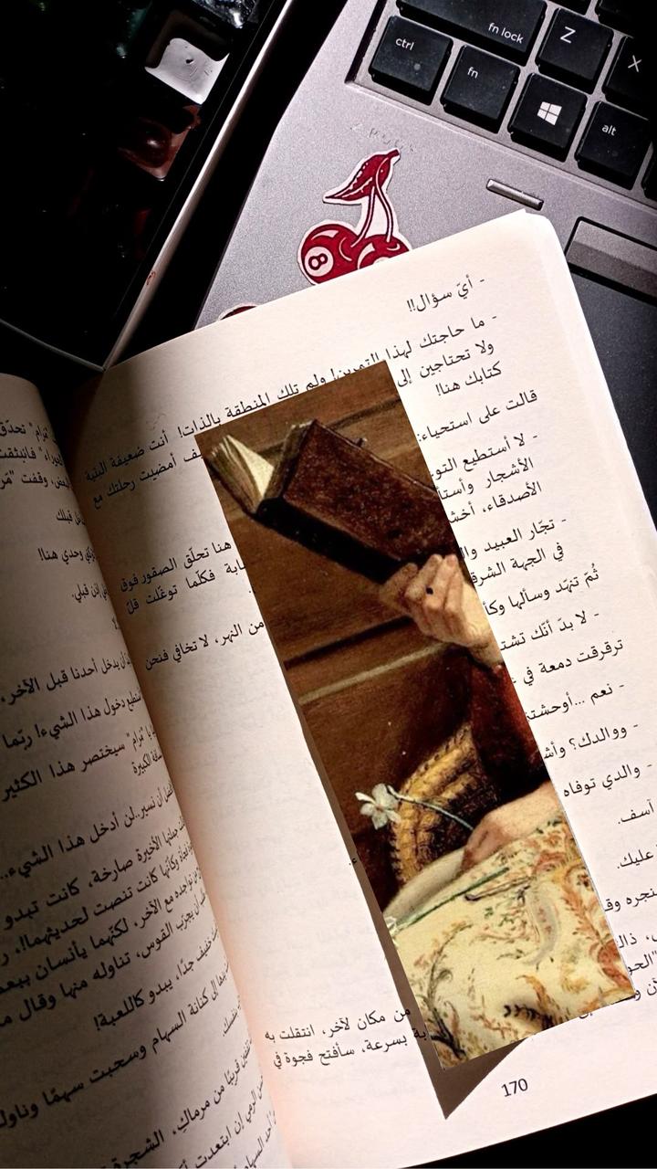 بوك مارك ورقية كتاب ووردة